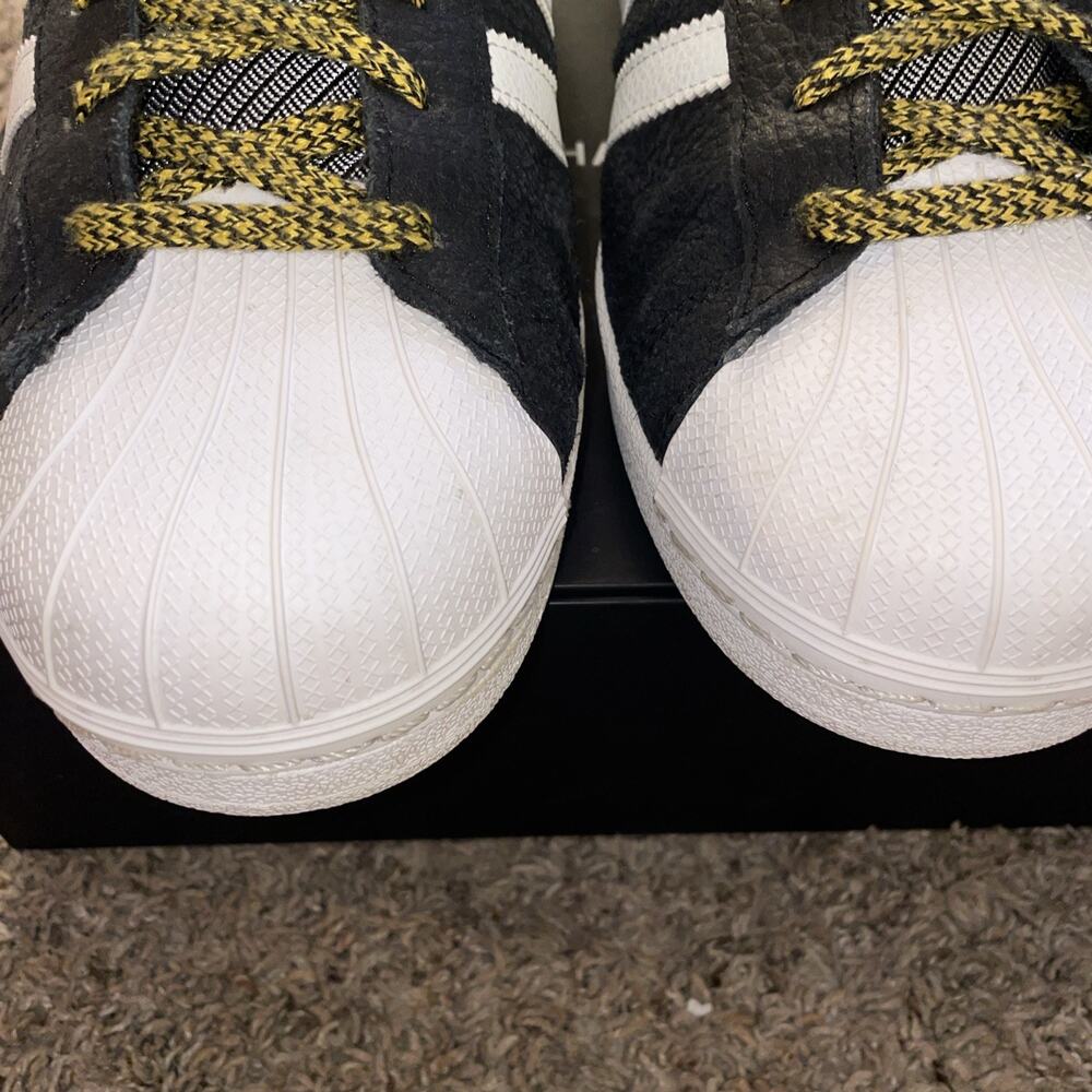 Adidas Superstar "Steelers" US13 Black & Yellow - Picture 2 of 11
